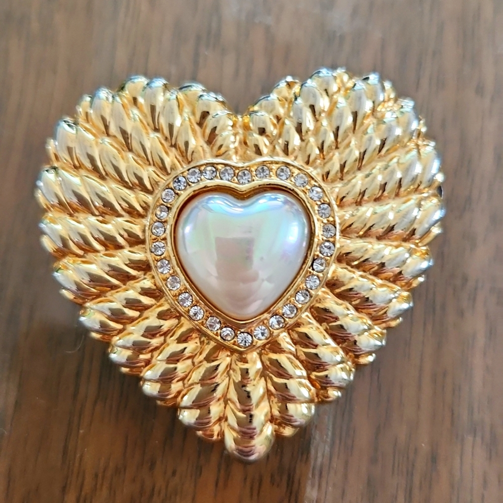 Vintage Valentine Heart Pin